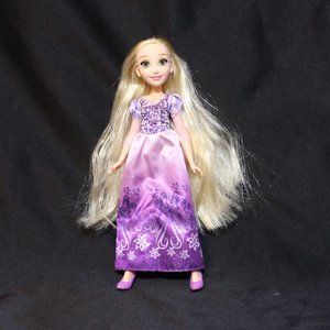 2015 Hasbro Disney Princess Royal Shimmer Rapunzel Doll B5286 from Tangled